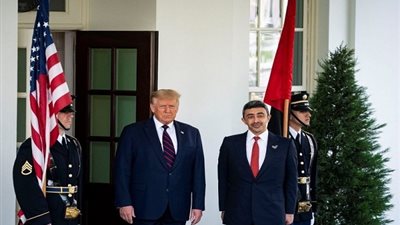 من هو الدبلوماسي الأوروبي الحاضر توقيع الاتفاقية بين الإمارات والبحرين وإسرائيل؟