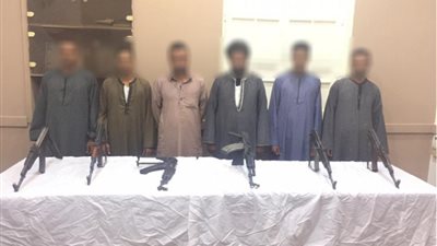 ضبط 6 بنادق آلية في حملة أمنية استهدفت أطراف خصومة ثأرية بأسيوط