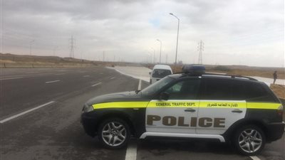 مدير المرور يتفقد الخدمات الأمنية بالطرق السريعة والصحراوية