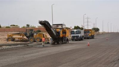 حقيقة شق طريق للسيارات داخل منطقة الأهرامات الأثرية