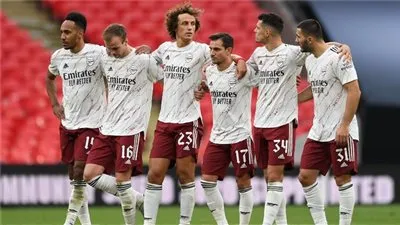 أرسنال في طريقه للتعاقد مع حارس جديد