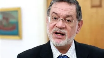 ثروت الخرباوي: قوى الشر تريد إسقاط الدولة المصرية (فيديو)