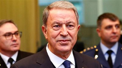 ضربني وبكى.. أردوغان يواصل استفزاز ماكرون بشأن المتوسط