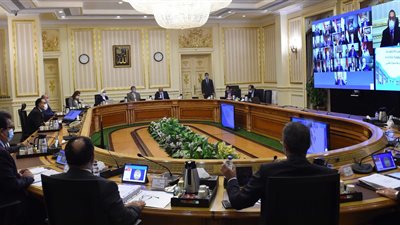 إقامة الأفراح وعودة صلاة الجنازة.. أبرز نشاطات الحكومة في أسبوع