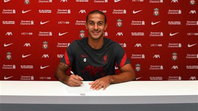 رسميًا.. ليفربول يتعاقد مع ألكانتارا