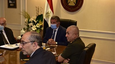  وزير قطاع الأعمال: 75% نسبة تنفيذ المحالج بـ3 محافظات.. والتسليم نهاية أكتوبر 