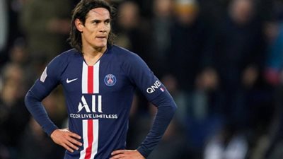 كافاني يقترب من سانتياجو بيرنابيو