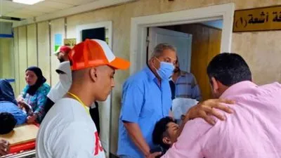 إصابة 9 أشخاص في سقوط لعبة 