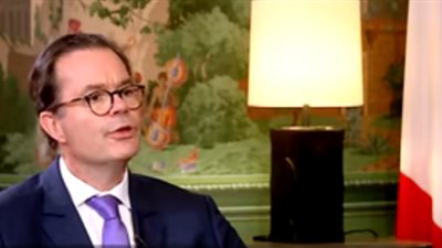 السفير الفرنسي: نريد وضع خبراتنا الصحية في متناول مصر (فيديو)