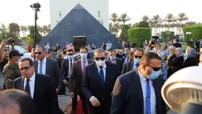 وزيرا القوى العاملة والتموين ومحافظ الشرقية يشاركون في جنازة محمد فريد خميس