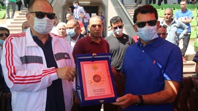 وزير الرياضة يتفقد القرية الأوليمبية بجامعة أسيوط