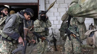 عودة 1400 مرتزق إلى بلادهم.. هل تتخلص ليبيا من تركيا وعملائها؟