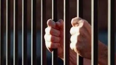 حبس سائق لودر دهس طفلا أمام منزله في حلوان 