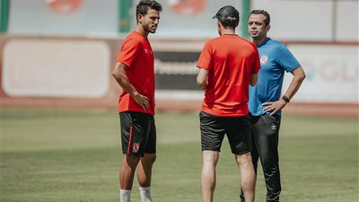 كواليس جلسة فايلر مع نجم الأهلي