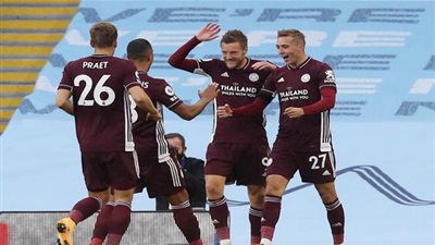 ليستر سيتي يقتحم تاريخ الدوري الإنجليزي 