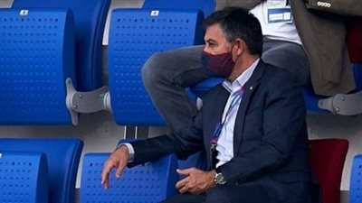 بارتوميو يدرس الاستقالة من رئاسة برشلونة