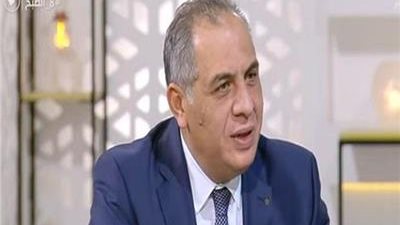 الإتصالات: مش عايزين نعذب المواطن ونطلعه الدور تاني يختم (فيديو)