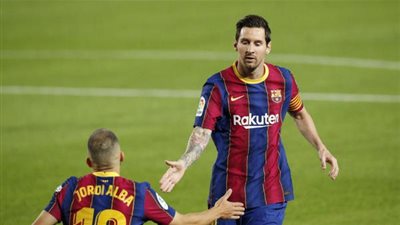 خطوة واحدة تفصل برشلونة عن صفقة الموسم 