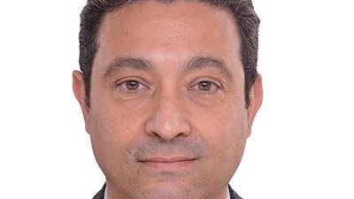 برامج جديدة ومنح للطلاب المتفوقين بكلية الهندسة بشبرا