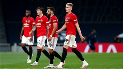 مانشستر يونايتد يستهدف التعاقد مع نجم واتفورد