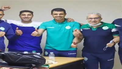 الحيرة تضرب مدرب الرجاء قبل موقعة الزمالك