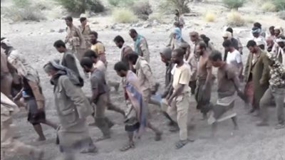 انطلاق الطائرة التي تقل أسرى الحكومة اليمنية من صنعاء باتجاه سيئون