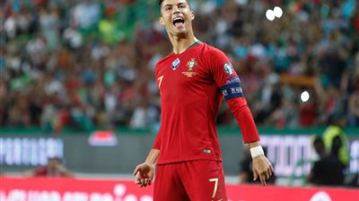 البرتغال تكشر عن أنيابها في غياب 