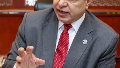 القوى العاملة: مصري يحصل على  3 ألف جنيه مستحقاته المتأخرةعن عمله بالسعودية