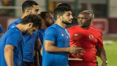 موسيماني يحذر نجوم الأهلي من سرعة لاعبي الوداد