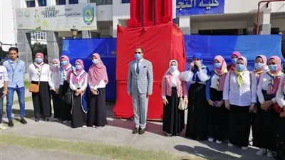 رسائل رئيس جامعة دمنهور للطلاب في أول أيام العام الجامعي (صور)