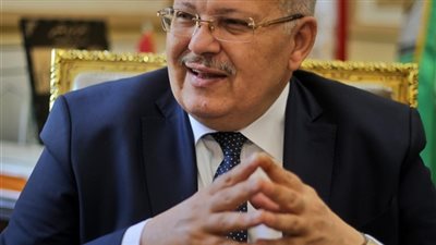 رئيس جامعة القاهرة: تابلت مجاني للطلاب الغير قادرين (فيديو)