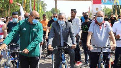 انطلاق مهرجان للدراجات بكلية التربية الرياضية بجامعة جنوب الوادي