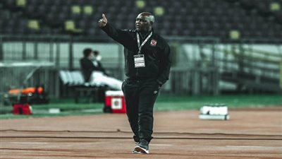 موسيماني يوضح سبب غياب احمد فتحي عن لقاء الوداد