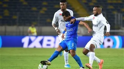 حكم دولي سابق: الرجاء لا يستحق الحصول على أي ضربة جزاء أمام الزمالك