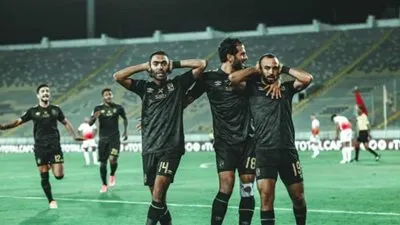 الإصابة تبعد نجم الأهلي عن مواجهة الإياب أمام الوداد المغربي