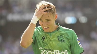 نجم ريال مدريد يغيب عن الكلاسيكو