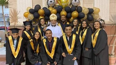 كنيسة السيدة العذراء بغيط العنب بالإسكندرية تكرم أبناءَها في جميع المراحل التعليمية