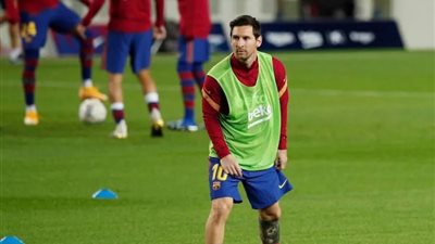 ميسي يقود هجوم برشلونة ضد فيرينتسفاروشي في دوري أبطال أوروبا