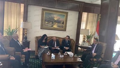 رئيس 'الأعلى للإعلام' يلتقي السفير الفرنسي في القاهرة