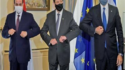 المجلس المصري: هناك مسارين يمكن رصدهما في حركة السيسي الخارجية (فيديو)