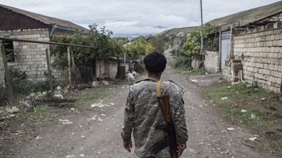 سركيسيان يناقش مع ماكرون الوضع في قره باغ