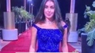 بفسان أزرق.. ياسيمن صبري في افتتاح مهرجان الجونة