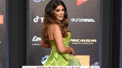 بفستان أخضر اللون.. إنجي المقدم تشعل أجواء مهرجان الجونة السينمائي