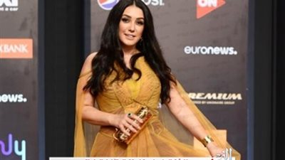 بفستان أصفر.. كندة علوش تتألق على الريد كاربت بافتتاح مهرجان الجونة
