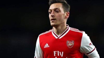 وكيل أوزيل يهاجم أرتيتا.. تعرف على التفاصيل 