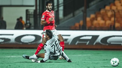 بعد 30 دقيقة.. الأهلي يضرب شباك الوداد بثنائية مروان والشحات