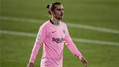 موقف جريزمان من الرحيل عن برشلونة في يناير