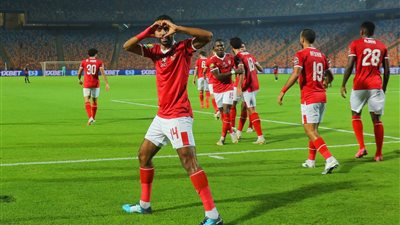 فرج عامر يوضح موقف ثلاثي الأهلي من البقاء فى سموحة