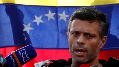 فنزويلا تعلن هروب المعارض ليوبولدو لوبي