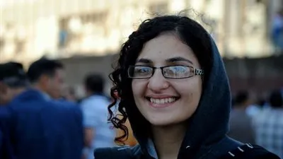 منى سيف تحرض ضد الدولة من أجل 